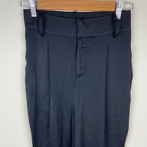 Cupcakes & Cashmere Lindsey Paper Bag High-Waisted Pant - Black - Picture 4 of 8